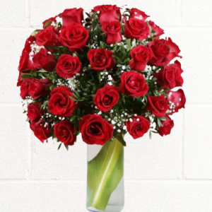 50 PCS RED ROSES IN GLASS VASE
