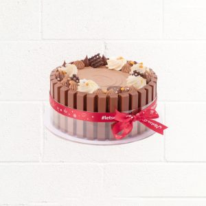 KIT-KAT-TALL-CAKE-1