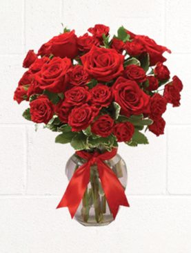 24 Pcs Red Roses in Glass Vase