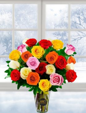 Mix Roses In Glass Vase