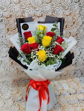 RED & YELLOW ROSE BOUQUET