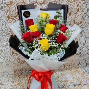 RED & YELLOW ROSE BOUQUET
