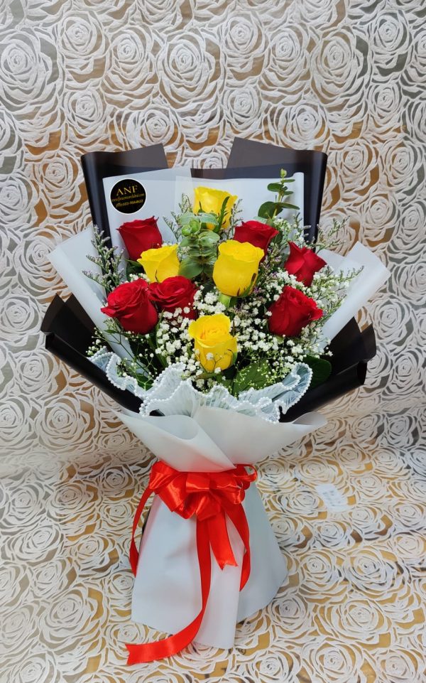 RED & YELLOW ROSE BOUQUET