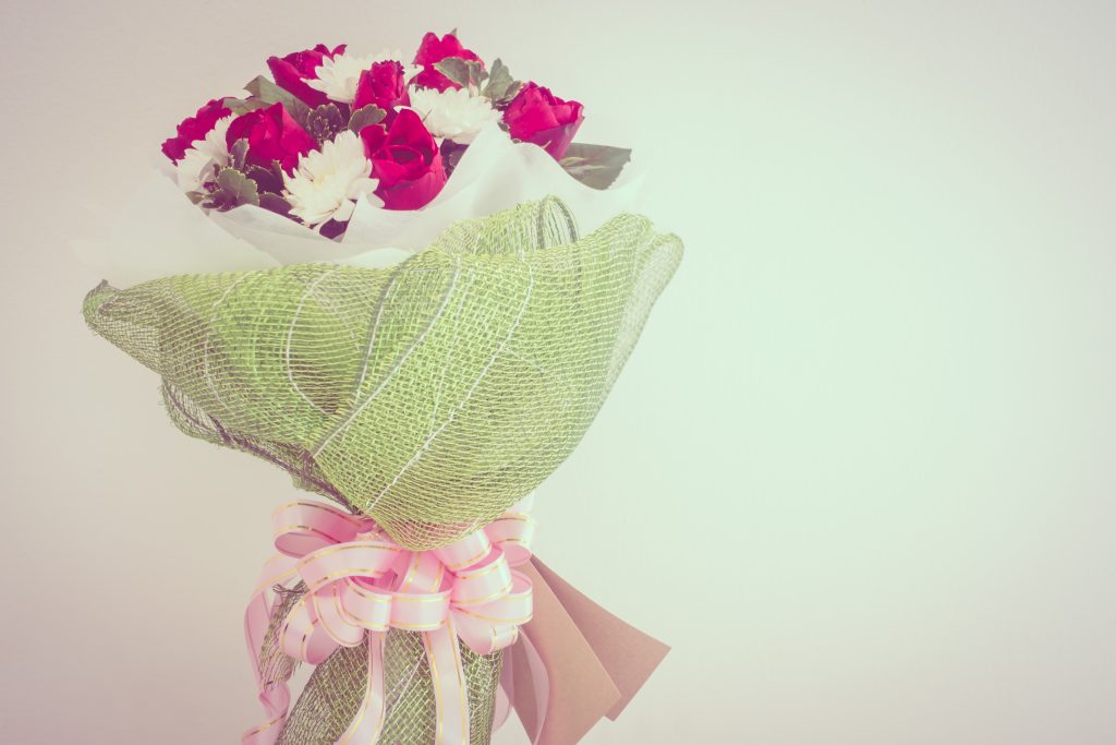 anniversary flowers in dubai